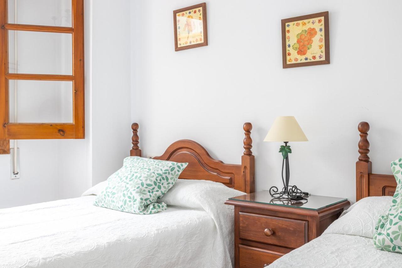 Apartment Nieves 2 เนร์คา ภายนอก รูปภาพ